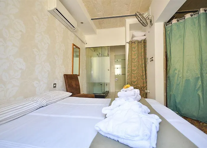 巴拉卡套房公寓 *