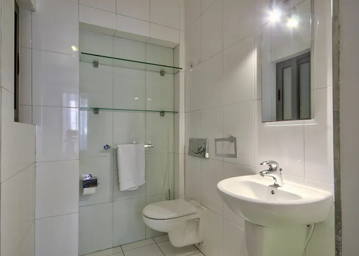 巴拉卡套房公寓